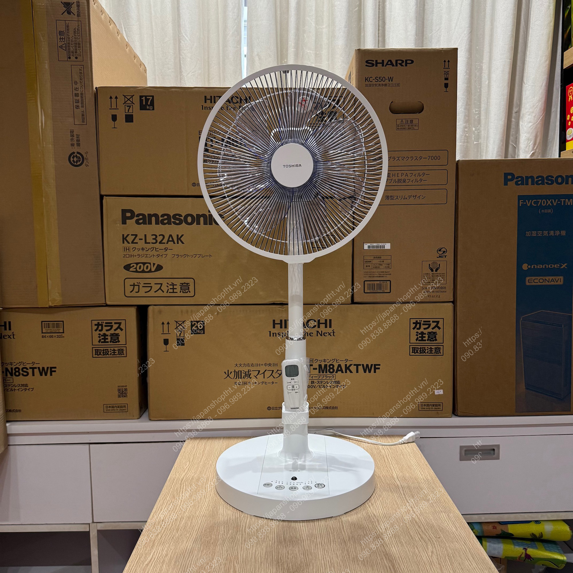 MỘT VÀI HÌNH ẢNH THỰC TẾ CỦA QUẠT TOSHIBA TF-30DL24-W TẠI JAPANSHOP.THT