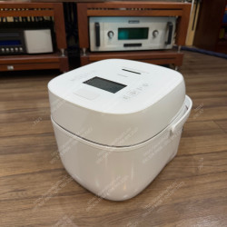 NỒI CƠM CAO TẦN ÁP SUẤT CHÂN KHÔNG VIP TOSHIBA RC-18KGW-W