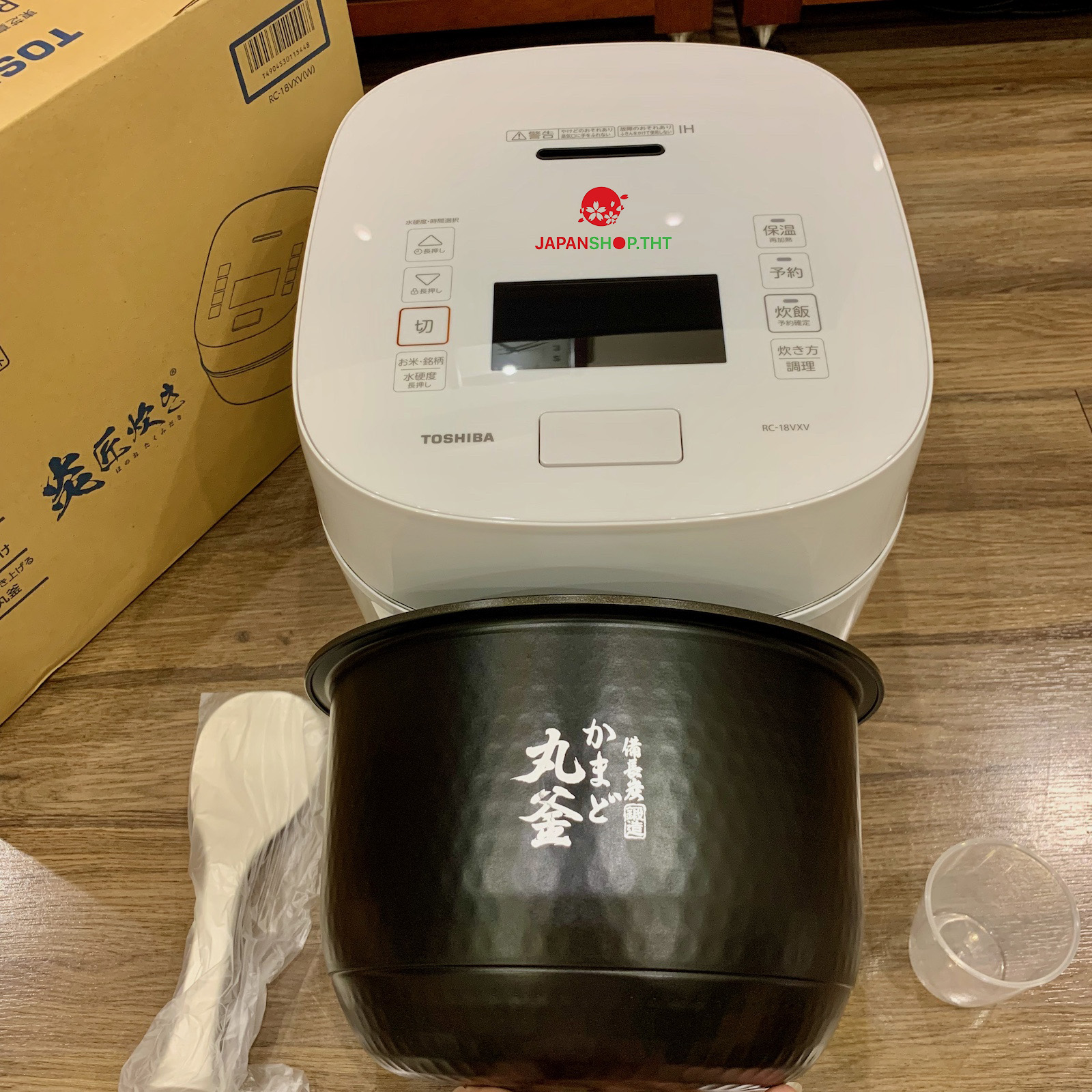NỒI CƠM CAO TẦN ÁP SUẤT CHÂN KHÔNG VIP TOSHIBA RC-18VXV-W